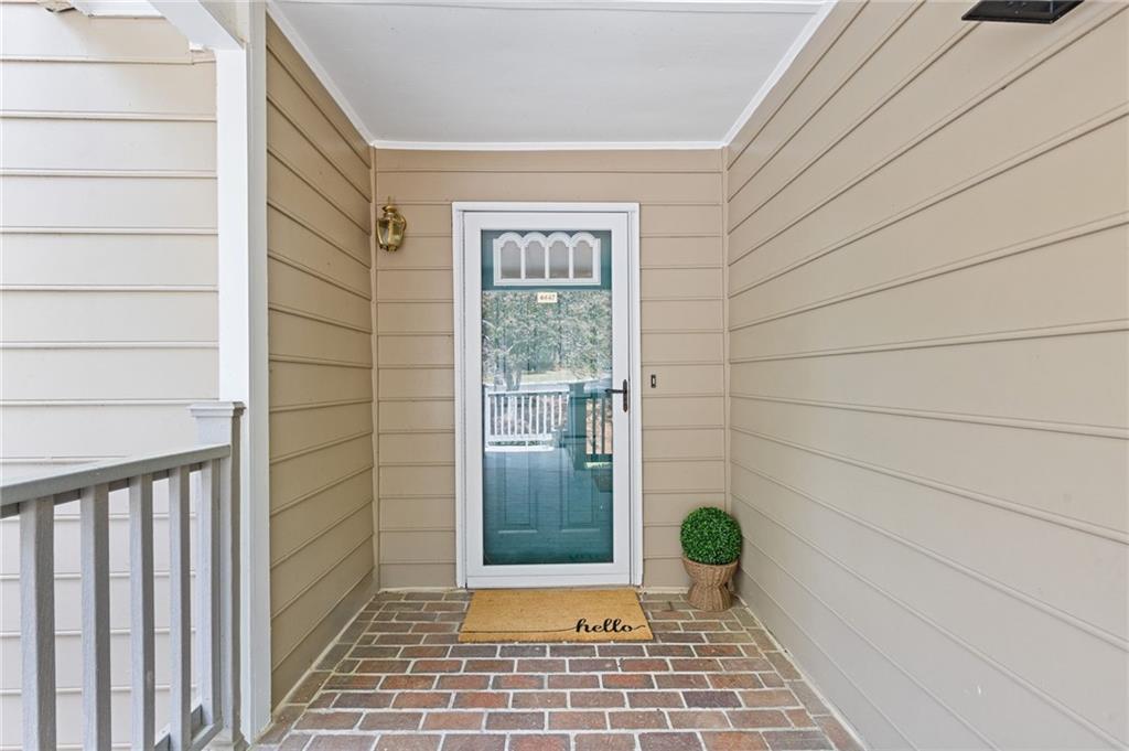 4447 Pineridge Cir., Dunwoody, GA 30338