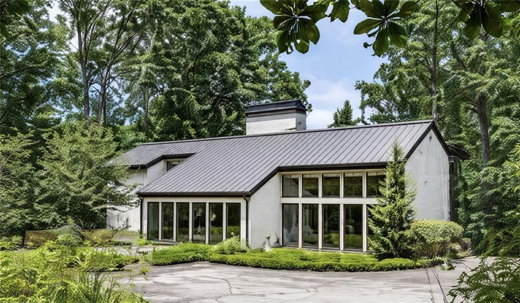 1165 Regency Rd., Atlanta, GA 30327