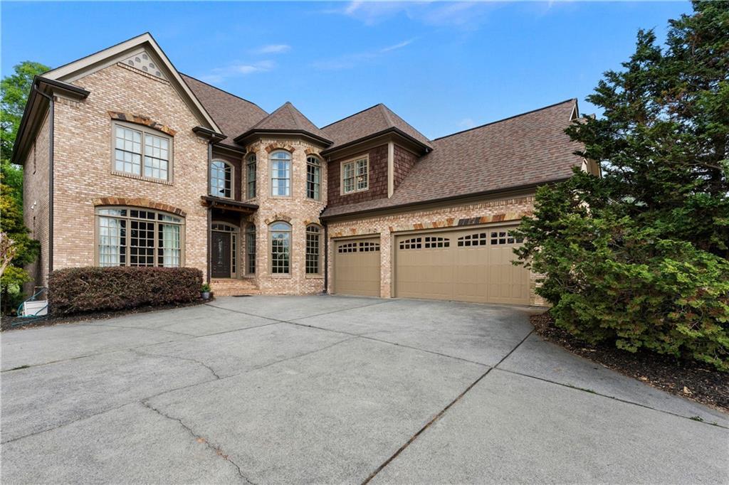 48 Galway Dr., Cartersville, GA 30120