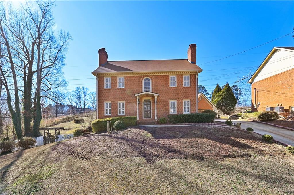 110 Amsterdam Dr., Lilburn, GA 30047