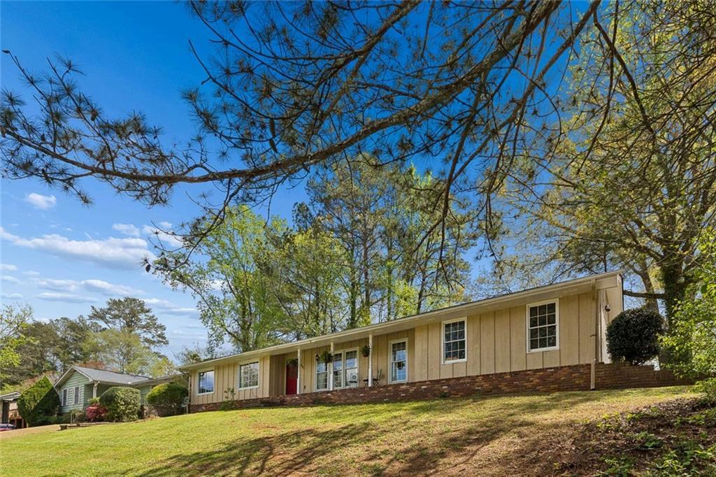 4601 Wendover Dr., Stone Mountain, GA 30083