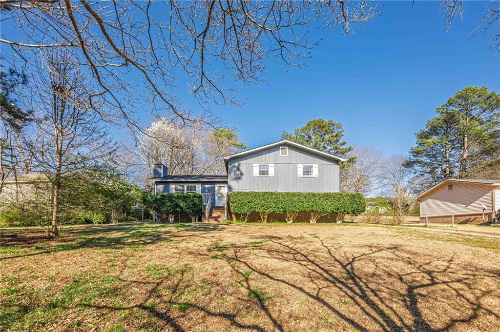 3006 Deshong Dr., Stone Mountain, GA 30087