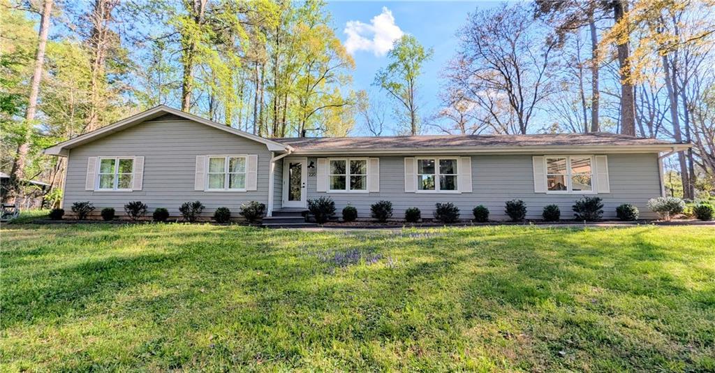 220 Burnie Rd., Woodstock, GA 30188