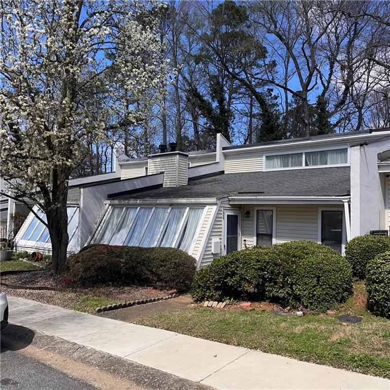 224 Goshen Ln., Woodstock, GA 30188