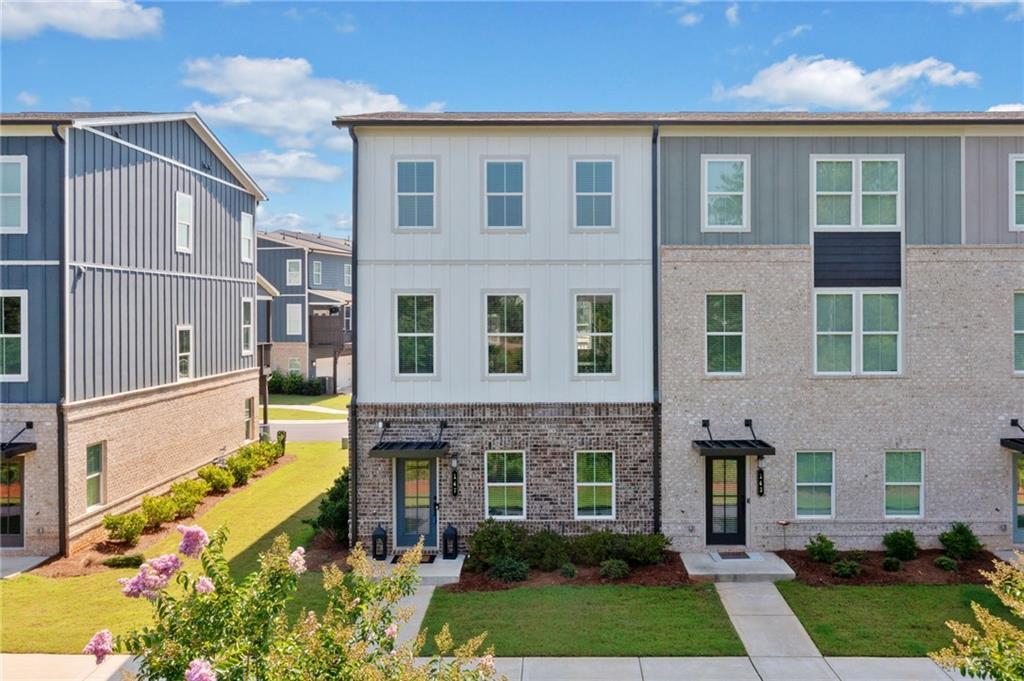 147 Jameson Dr., Acworth, GA 30102