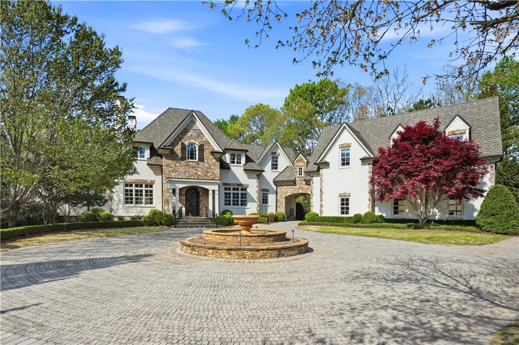 218 Londonberry Rd., Atlanta, GA 30327