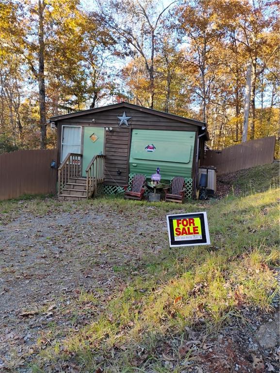 95 7th St., Ellijay, GA 30540