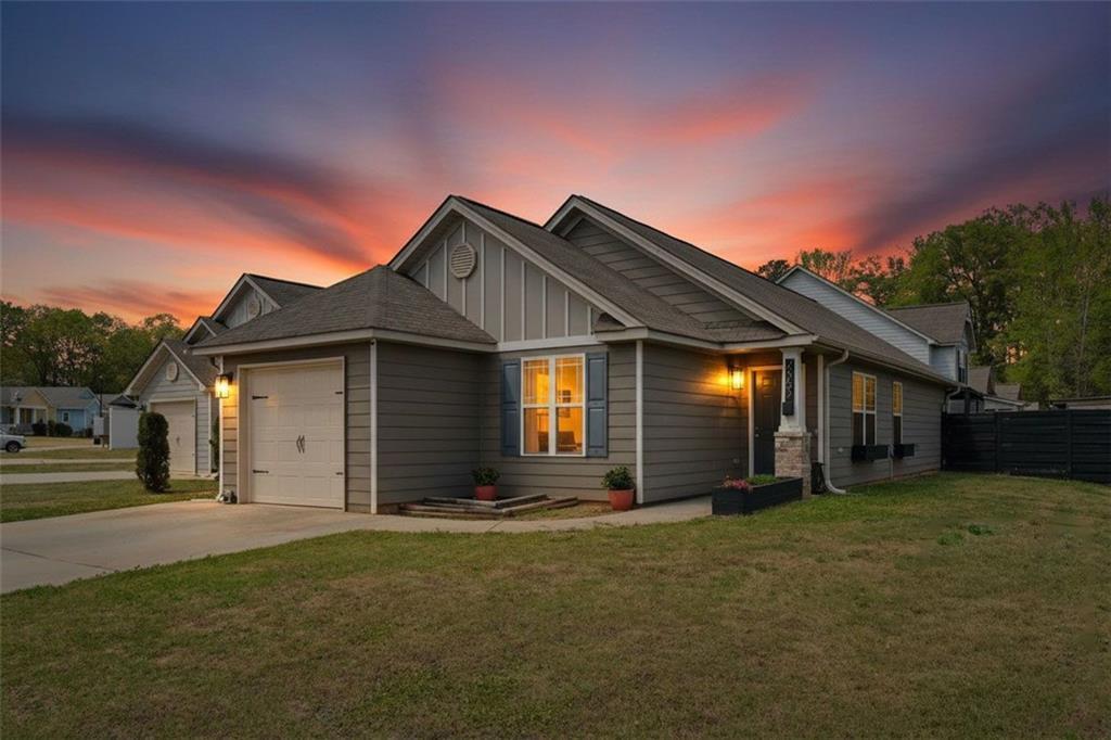 2362 Glebe Ct., Hampton, GA 30228