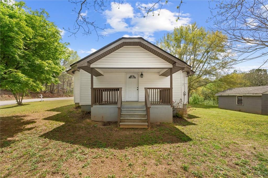 1423 Beulah Church Rd., Carrollton, GA 30117