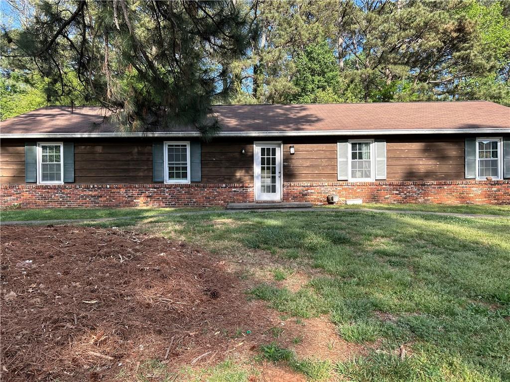 2711 Tucker Valley Rd., Tucker, GA 30084