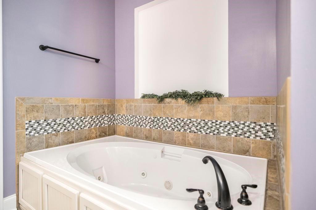 116 Alexis Way, Byron, GA 31008