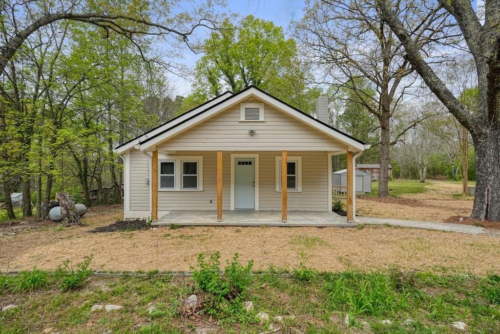 430 Wayside Ln., Dallas, GA 30132