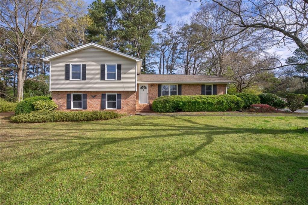 2896 Elizabeth Ln., Snellville, GA 30078