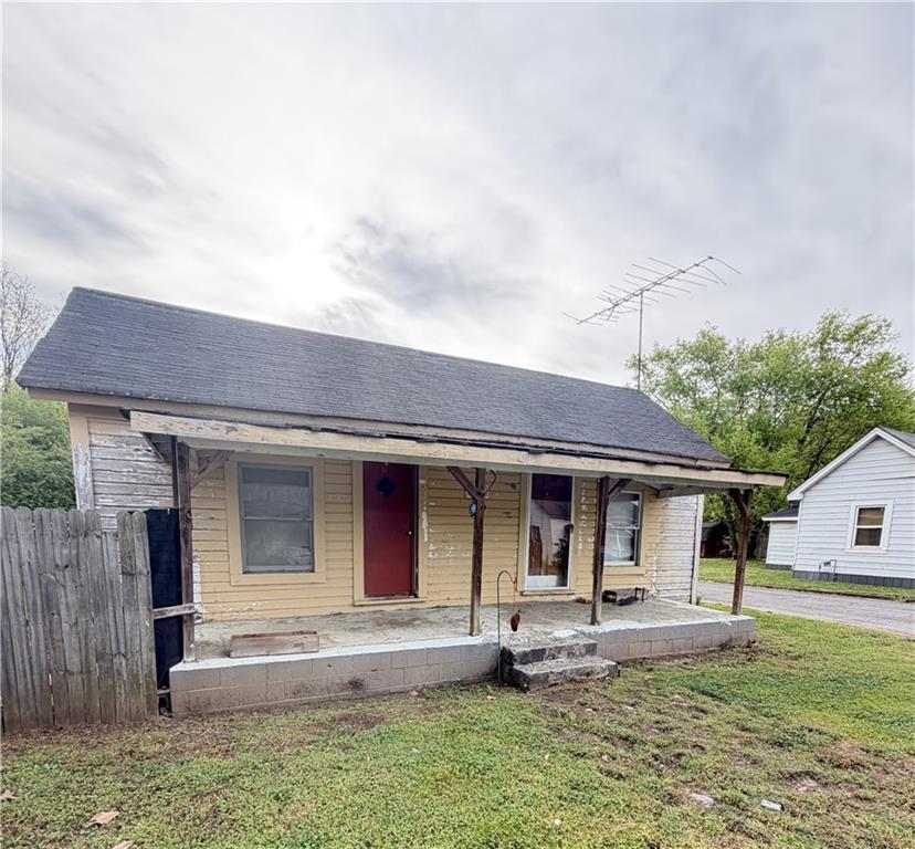 3 Walnut St., Aragon, GA 30104