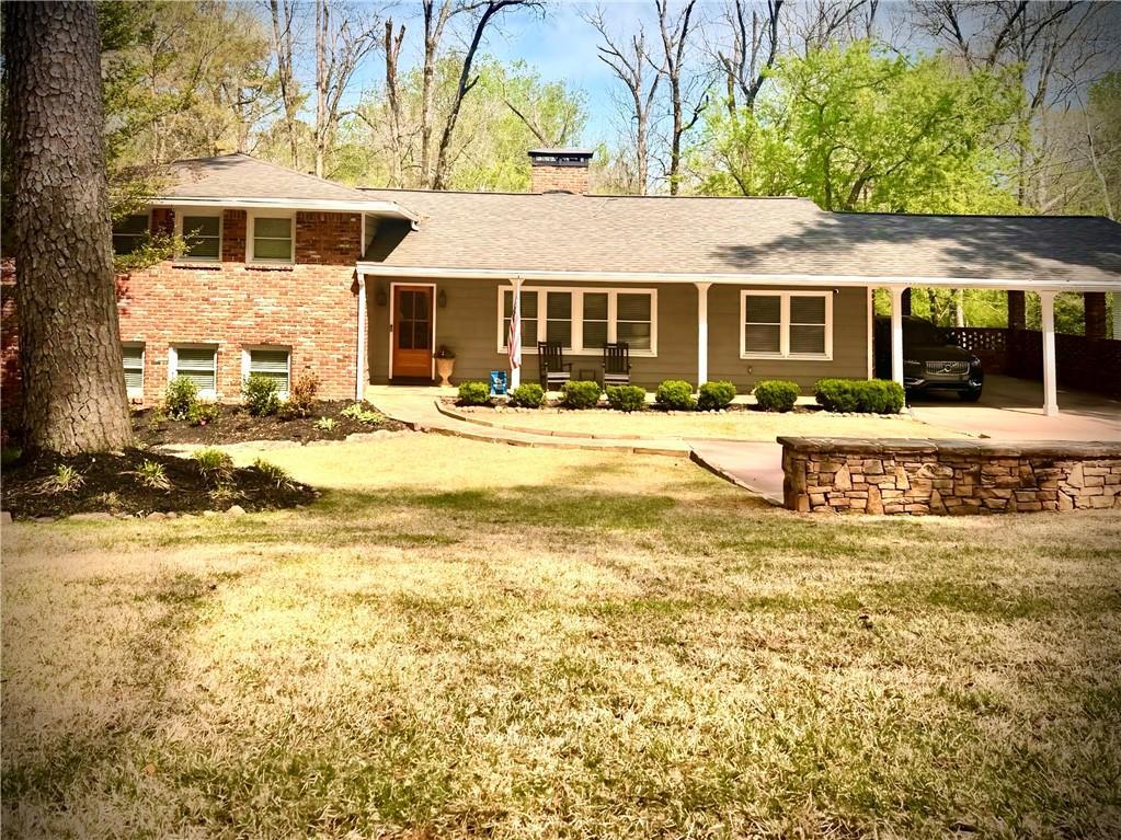 870 Starlight Dr., Sandy Springs, GA 30342