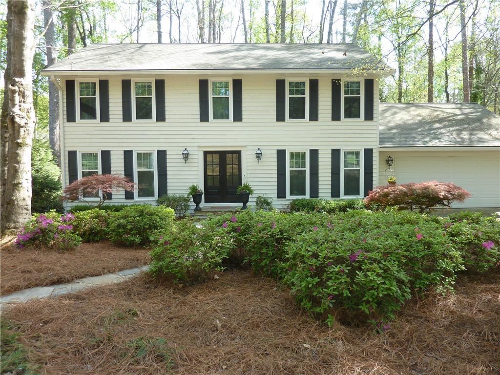 615 Lake Forest Ct., Roswell, GA 30076