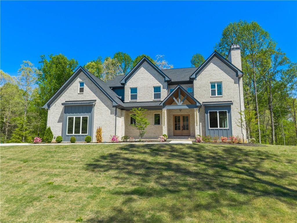 1136 Lexington Ridge Rd., Hoschton, GA 30548