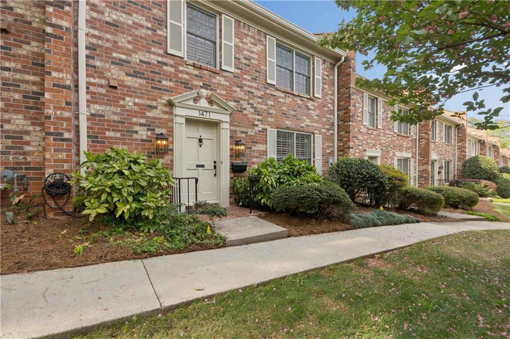 1471 Leafmore Ridge, Decatur, GA 30033