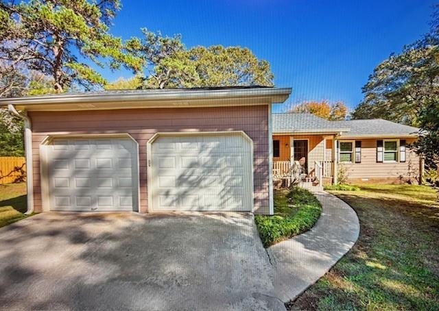 1963 Carriage Way, Lawrenceville, GA 30043