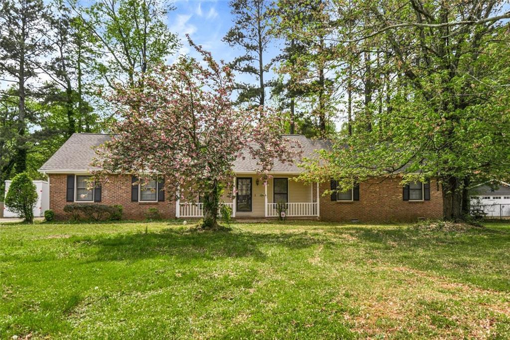 5284 Wydella Rd., Lilburn, GA 30047
