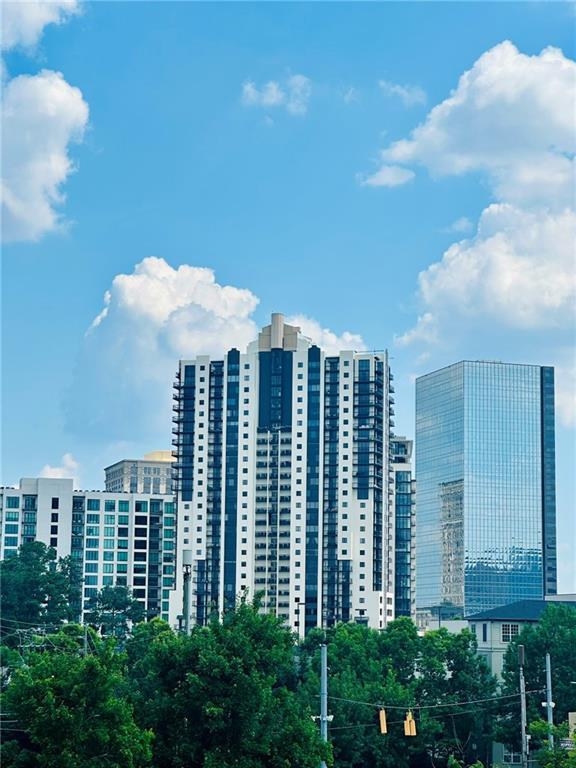 3481 Lakeside Dr. #2303, Atlanta, GA 30326