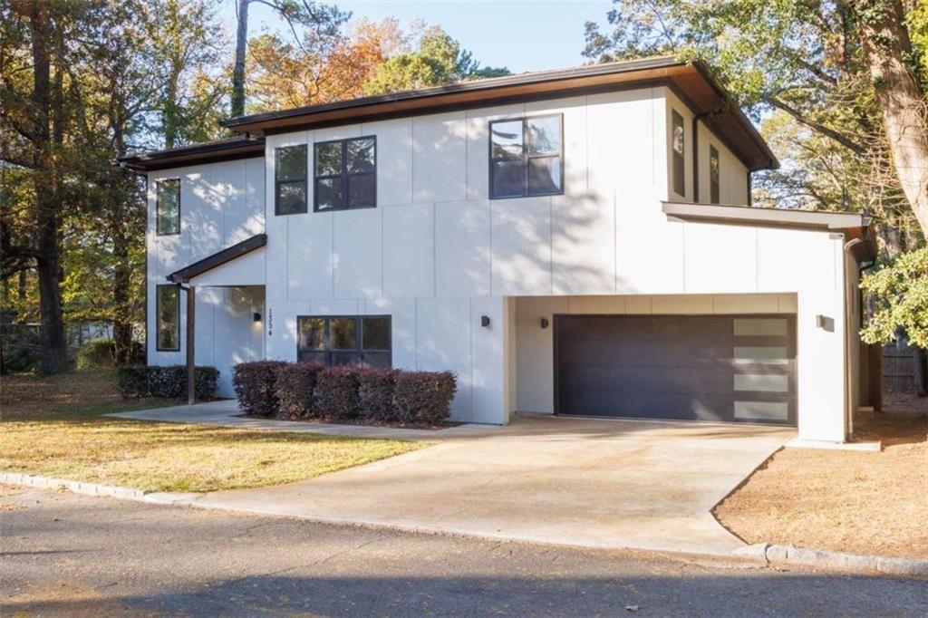 1354 Orange Blossom Ter., Atlanta, GA 30316