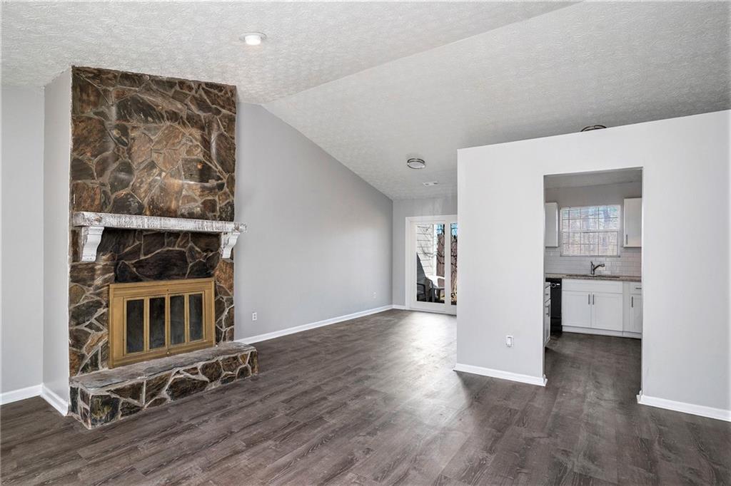 5474 Glen Haven Dr., Atlanta, GA 30349