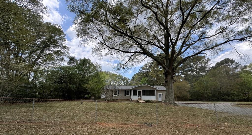 26 Plainview Dr., Cartersville, GA 30120