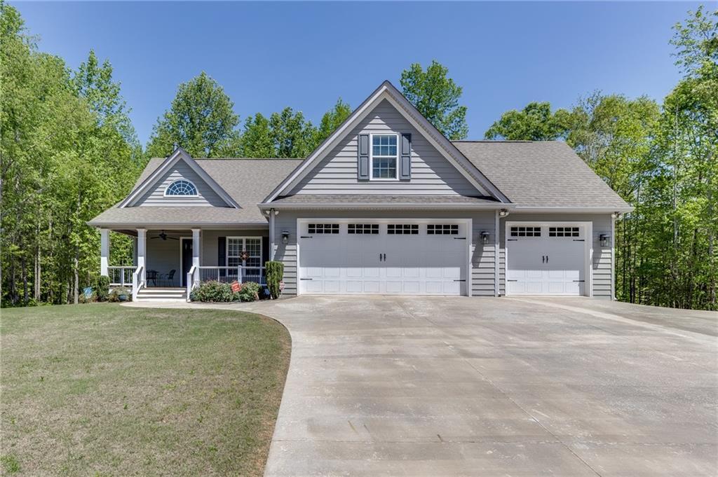 7660 Fern Ln., Lula, GA 30554