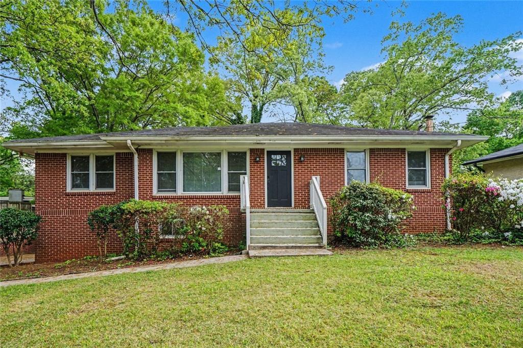 2615 Glenvalley Dr., Decatur, GA 30032