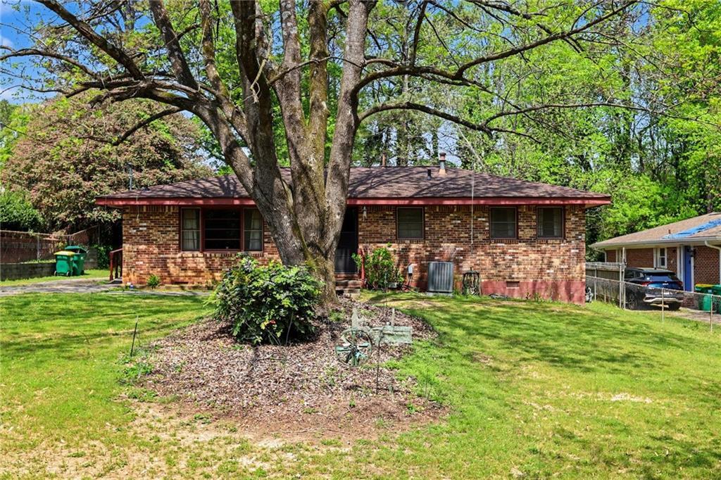 7019 Lakeview Ln., Doraville, GA 30360