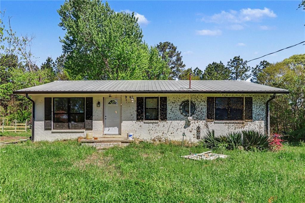 123 Baker Cir., Calhoun, GA 30701