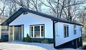 1022 Mayson Turner Rd., Atlanta, GA 30314