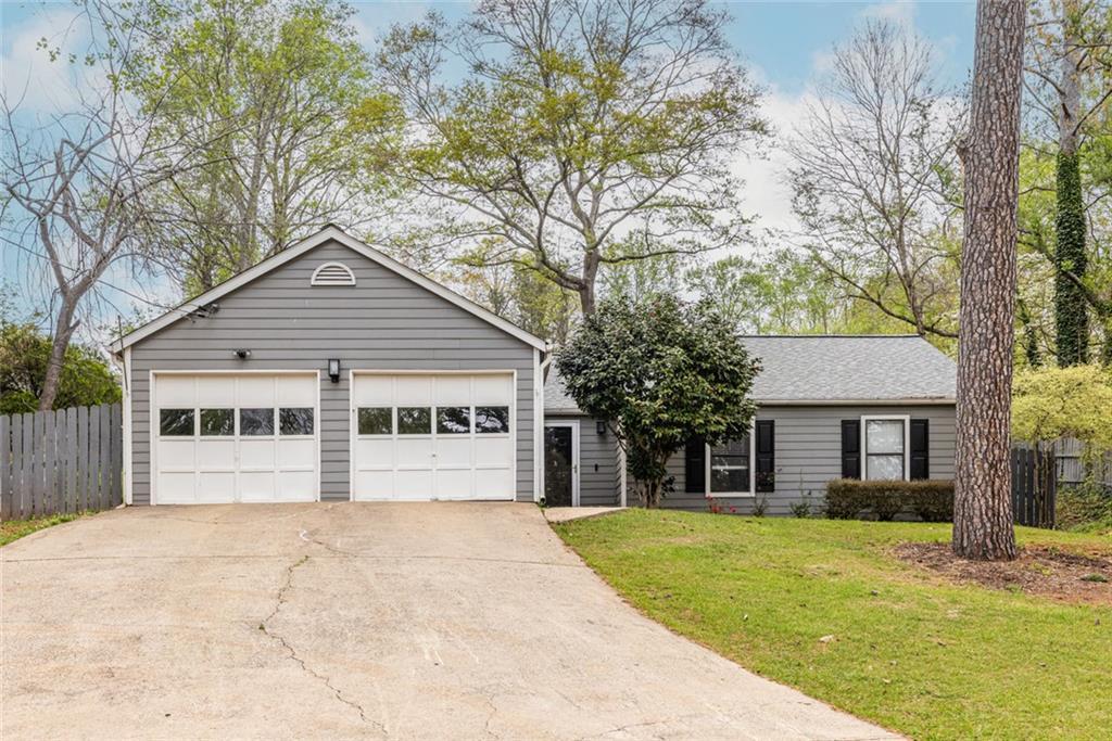 817 Riverstone Lane, Woodstock, GA 30188