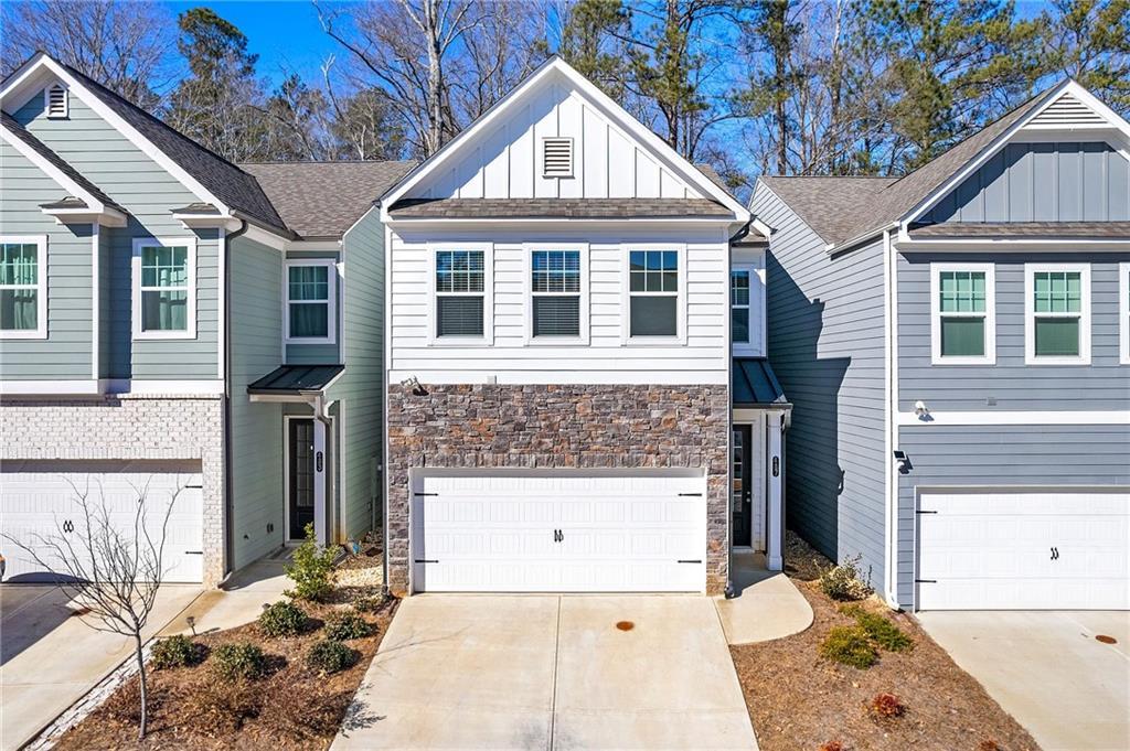 487 Bishop Ln., Woodstock, GA 30188