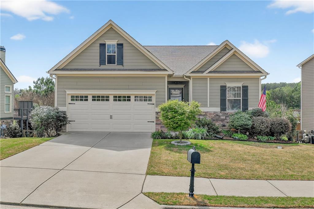 63 Crown Pointe Dr., Dawsonville, GA 30534