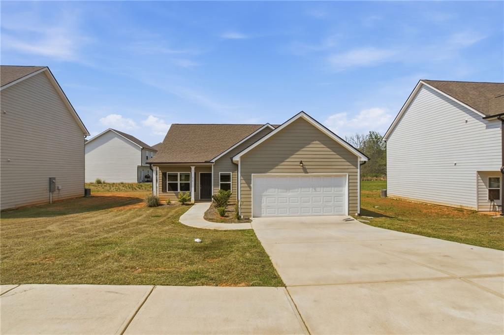 216 Venture Dr., Jackson, GA 30233