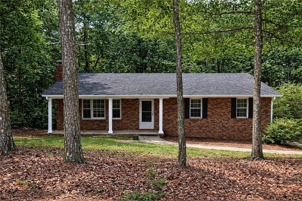 1387 Ridge Rd., Canton, GA 30114