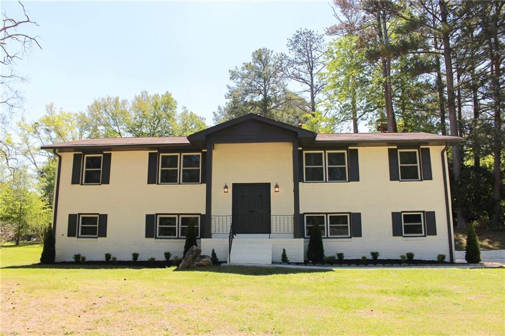 2230 SW Rolling Acres Dr., Conyers, GA 30094