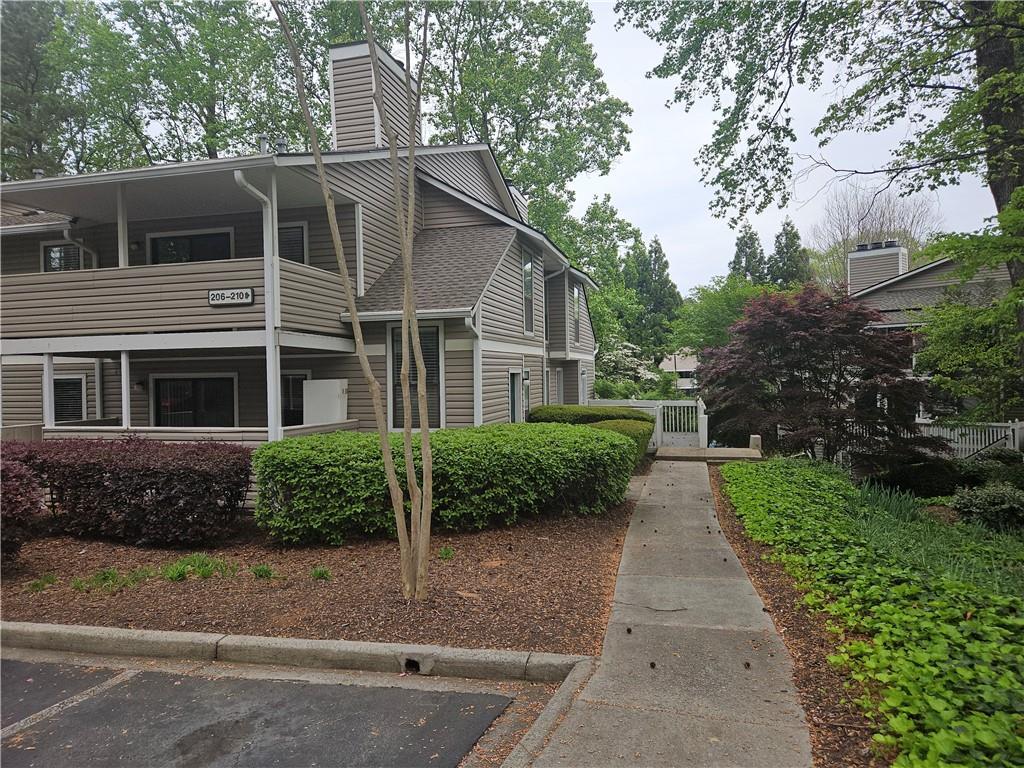 206 Wynnes Ridge Cir., Marietta, GA 30067