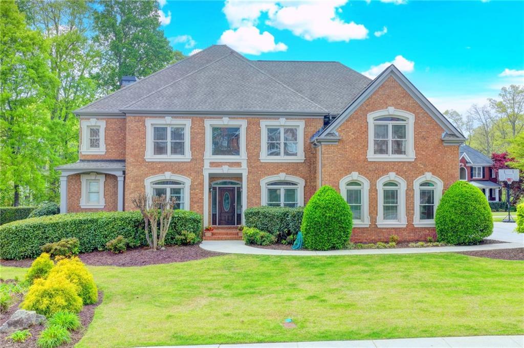 2082 Sugarstone Dr., Lawrenceville, GA 30043