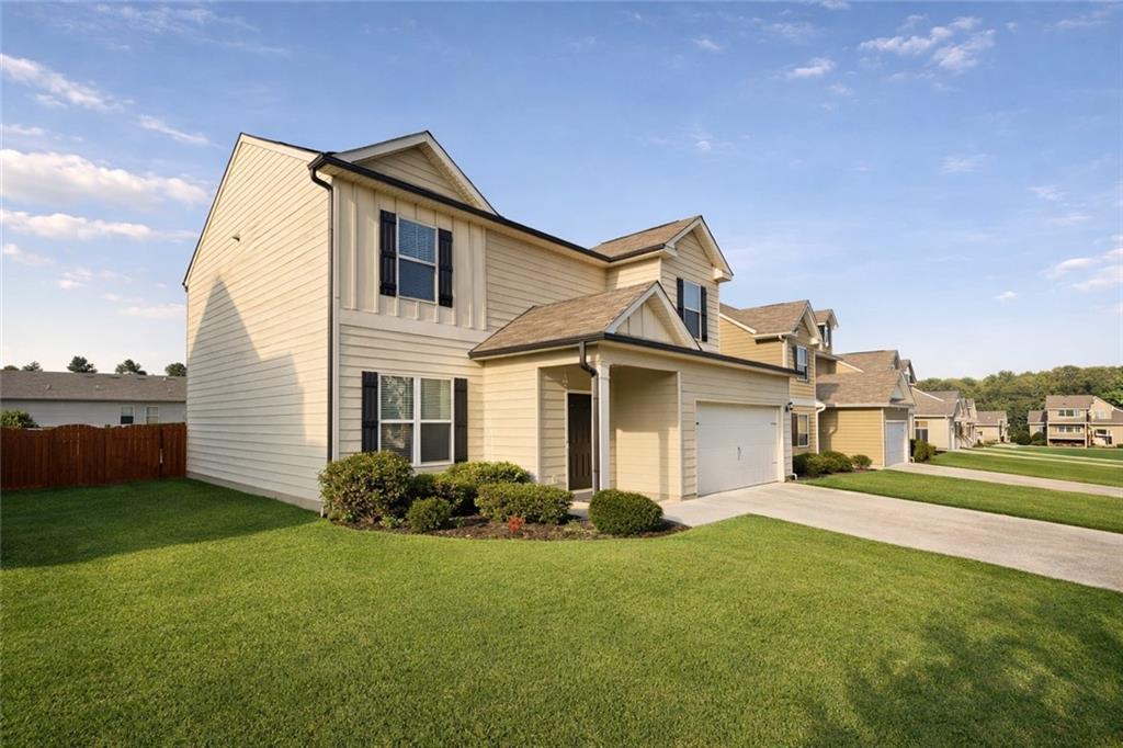 5888 Radford Loop, Fairburn, GA 30213