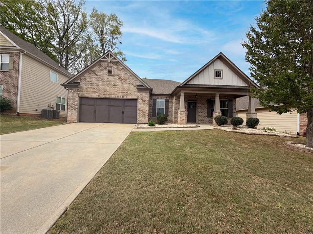 1027 Halletts Peak Pl., Lawrenceville, GA 30044