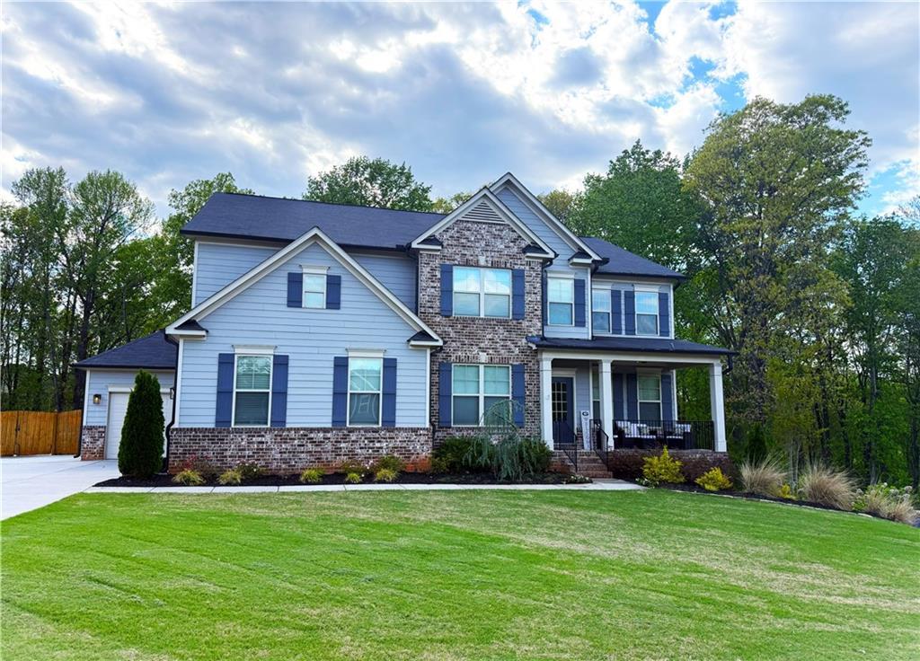 8455 Post Oak Ln., Gainesville, GA 30506