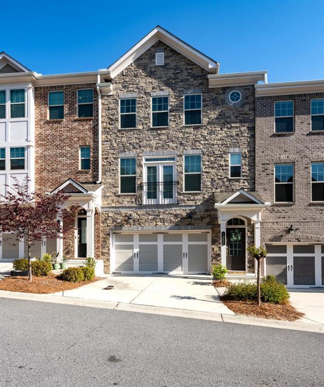 4062 Townsend Ln., Atlanta, GA 30346