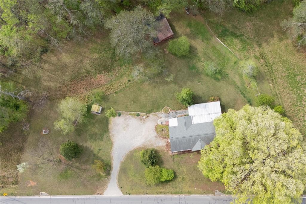 2704 County Line Rd., Acworth, GA 30101