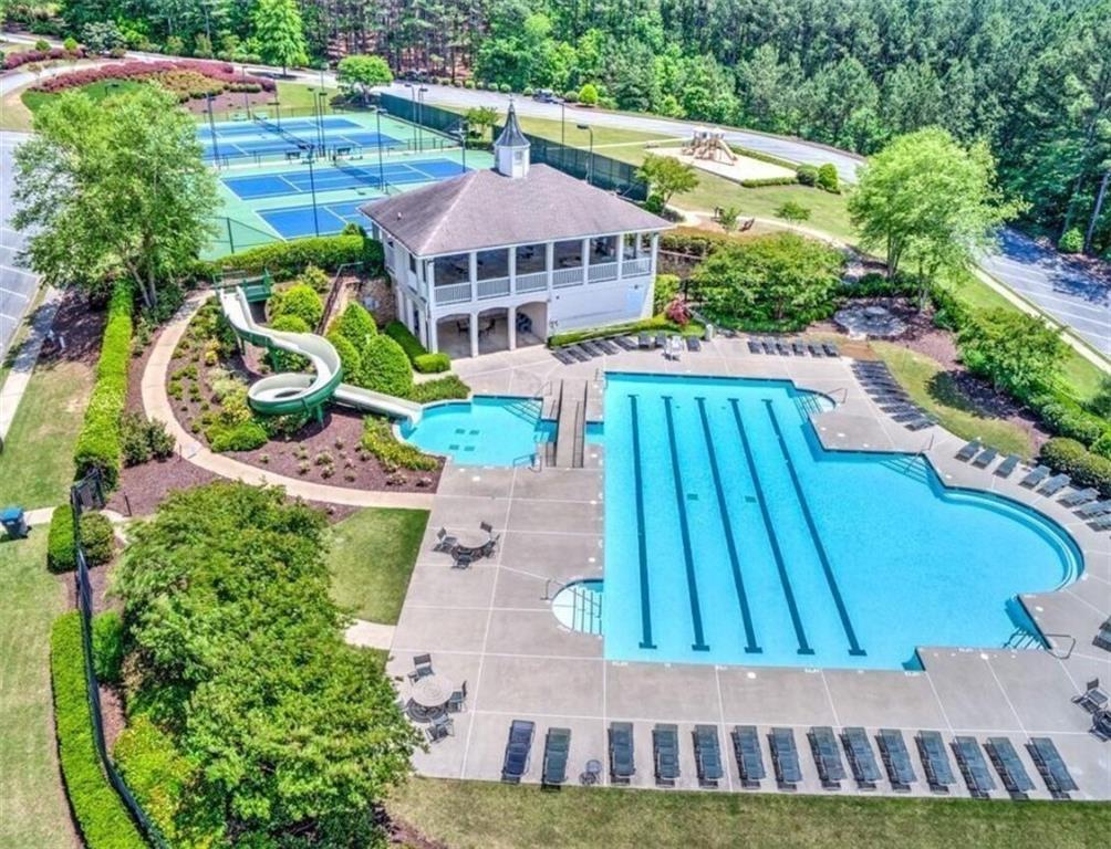 510 Perdue Tr., Canton, GA 30115