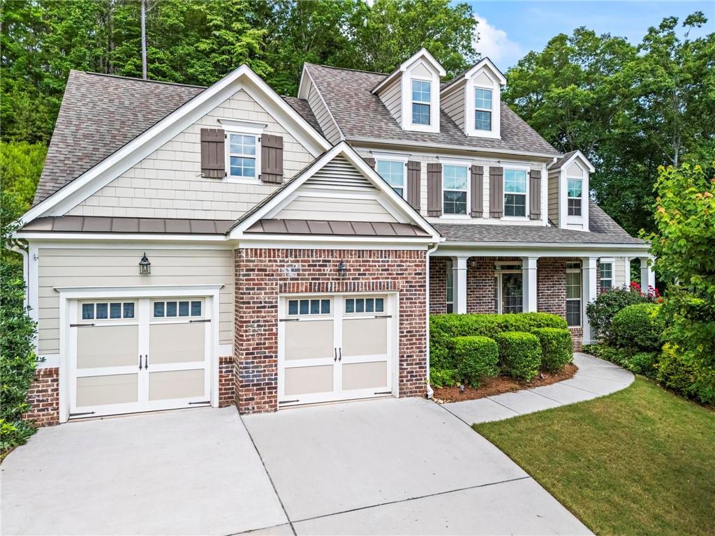 183 Lullwater Ln., Dallas, GA 30132