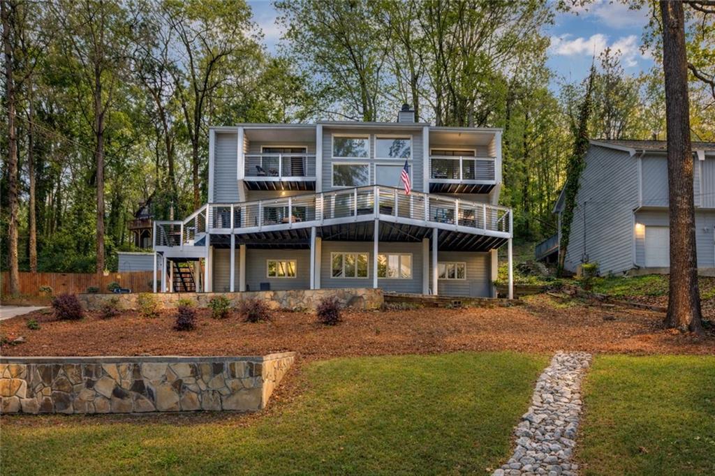 8515 Lake Dr., Snellville, GA 30039