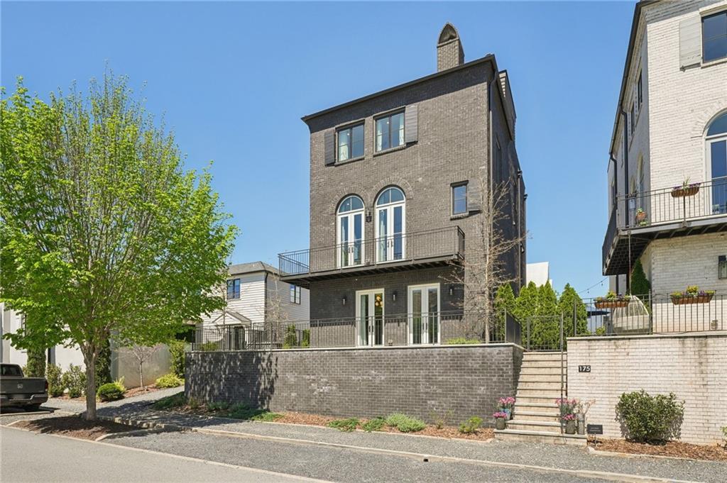 165 High St., Fayetteville, GA 30214